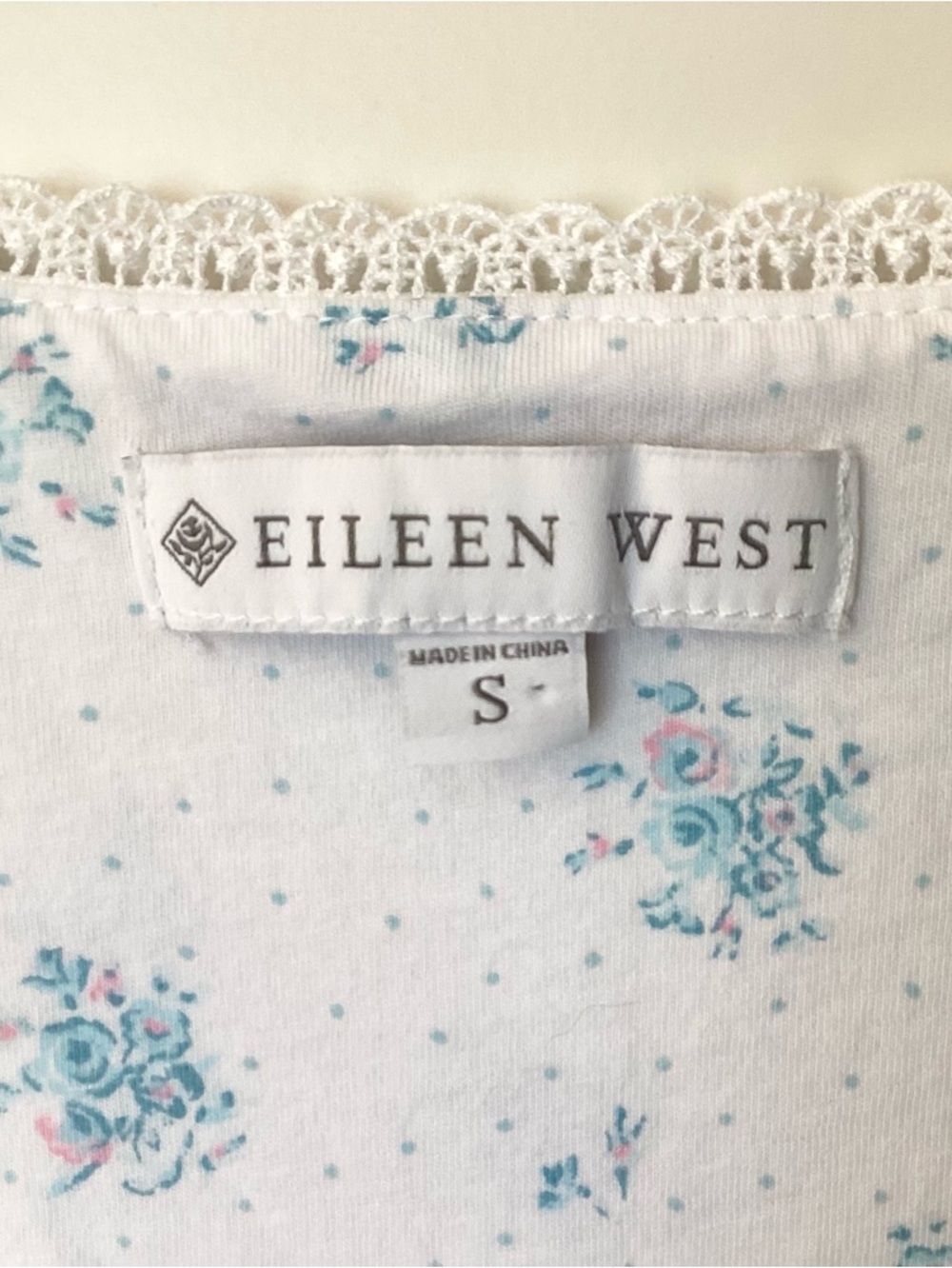 Eileen West Short Sleeve Knee Length Floral Nightgown - White/Blue - S - Picture 7 of 9